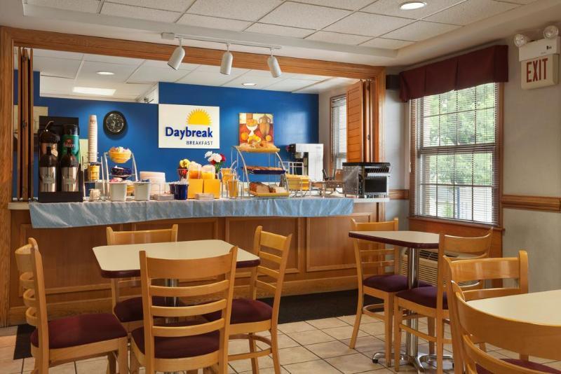 Days Inn By Wyndham Wilmington Brandywine Talleyville Esterno foto