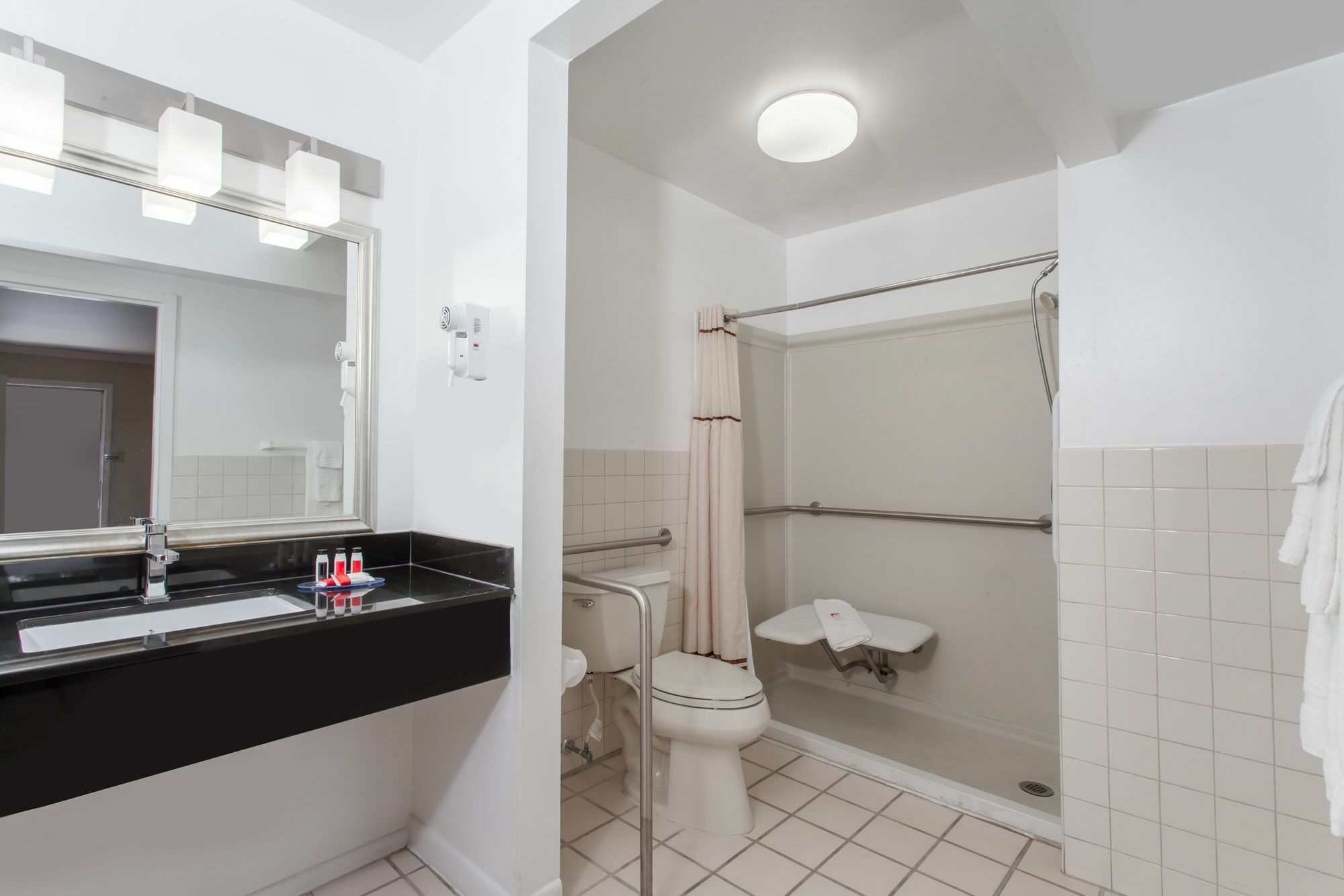 Days Inn By Wyndham Wilmington Brandywine Talleyville Esterno foto